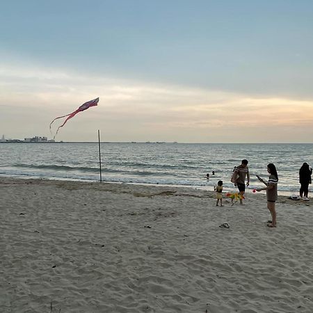 Private,Glory Beach Resort Port Dickson-Negeri Sembilan Kültér fotó